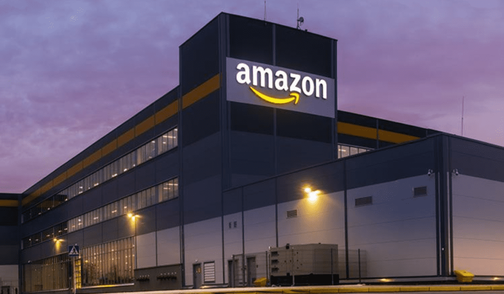 Latest job opening in Amazon | Associate, Quality Services | Freshers job 2024