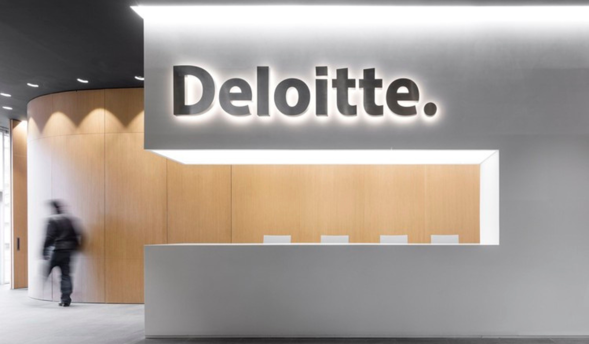 Latest job opening in Deloitte | Associate Analyst | Freshers job 2024