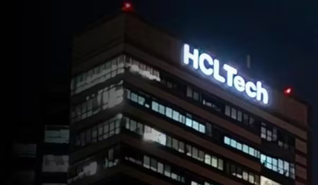 HCLTech off campus hiring for freshers Data/AI Engineer high salary jobs for freshers apply now